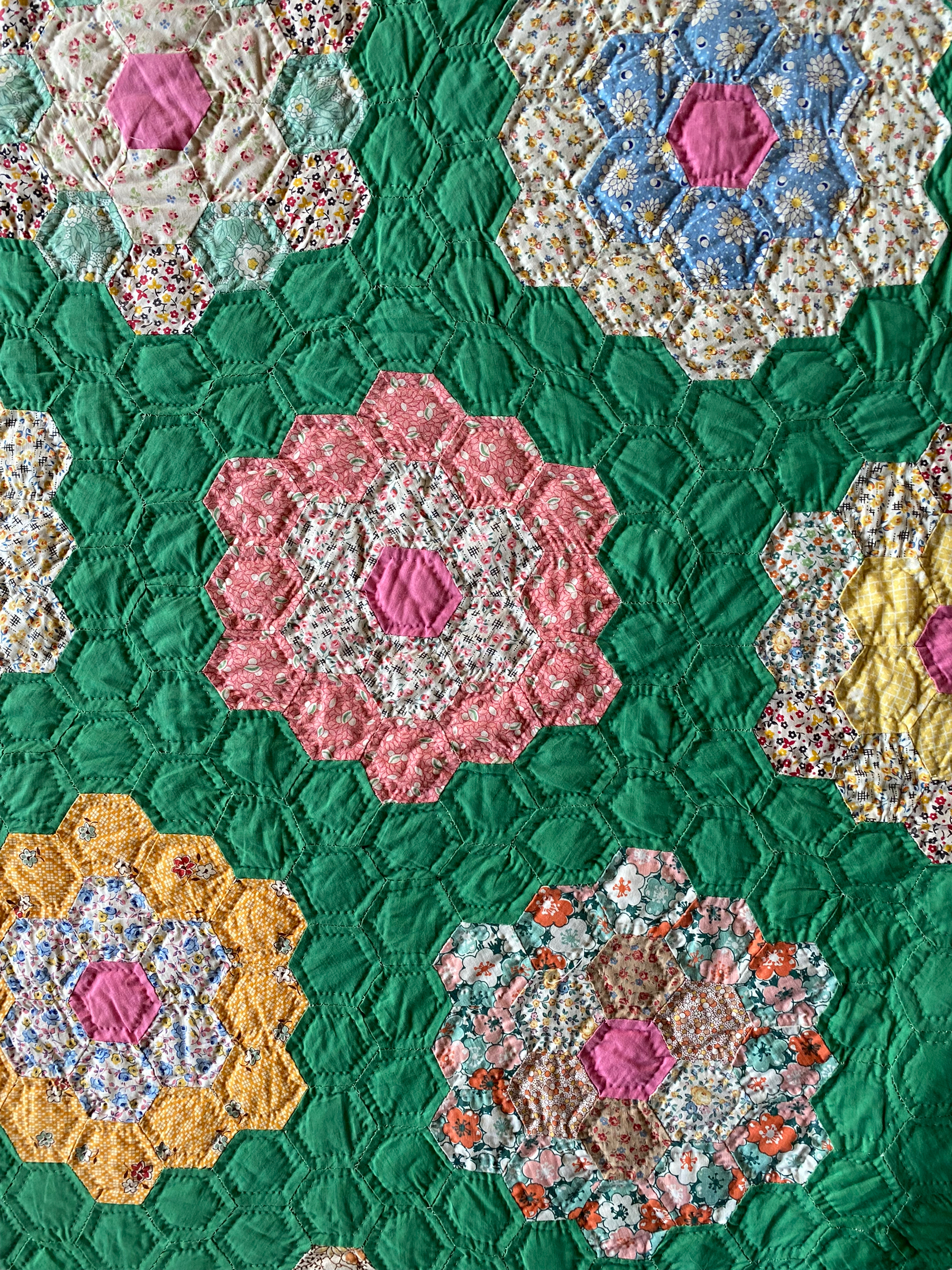 Vintage Grandmother's Flower Garden Quilt - Circa 1930s