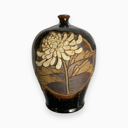 Black Floral Vase
