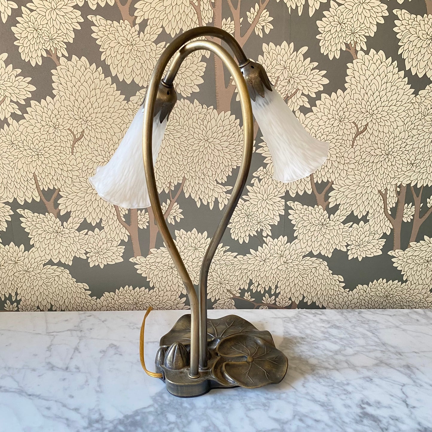 Vintage Double Gooseneck Lily Pad Lamp Metal Frosted Glass