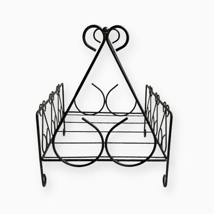 METAL MAGAZINE RACK