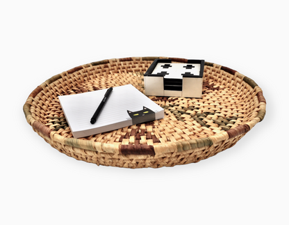 WOVEN WICKER TRAY