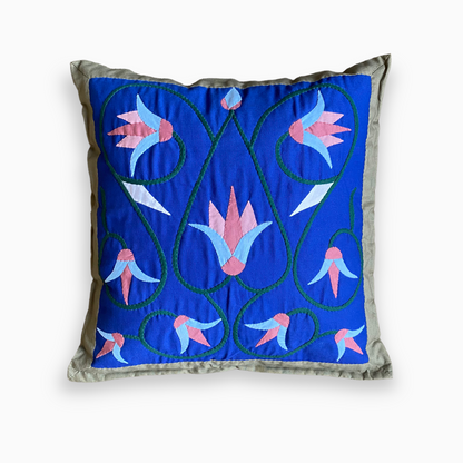 QUILTED THROW PILLOW